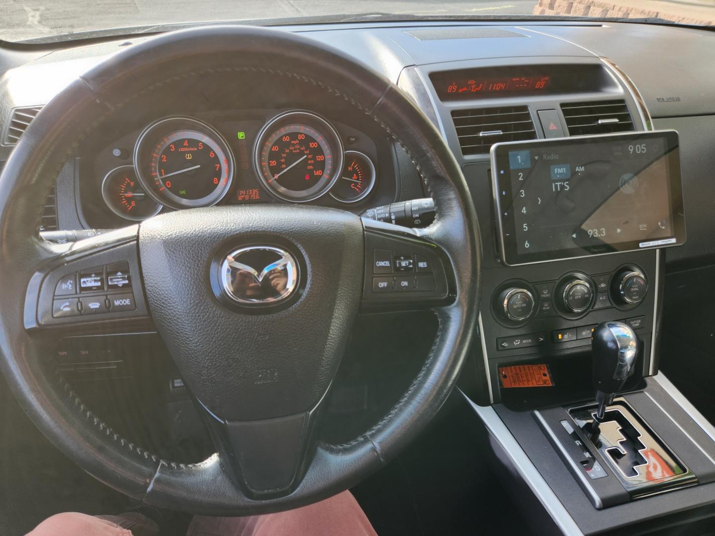 2010 Liquid Silver Metallic /Black Mazda CX-9 Grand Touring (JM3TB3MA6A0) with an 3.7L V6 DOHC 24V engine, Automatic transmission, located at 10890 W. Colfax Ave., Lakewood, CO, 80215, (303) 274-7692, 39.739914, -105.120132 - 2010 Mazda CX-9<br><br>D1 Auto NEVER charges dealer fees! All cars have clean titles and have been inspected for mechanical issues. We have financing for everyone. Good credit, bad credit, first time buyers.<br><br>Please call Lakewood Location 303-274-7692 or Thornton 303-287-5511 to schedule a tes - Photo#8